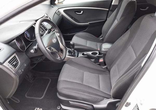 Hyundai I30 cena 34990 przebieg: 156000, rok produkcji 2014 z Brańsk małe 667